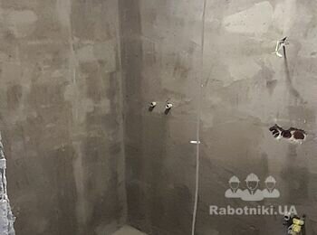 Плиточник для укладання плитки