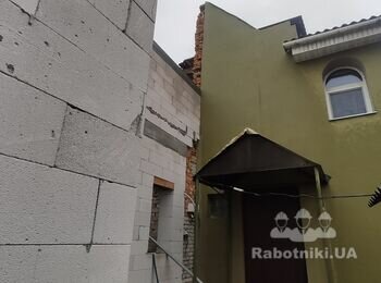 Кладка стін 2-го поверху з газоблоку