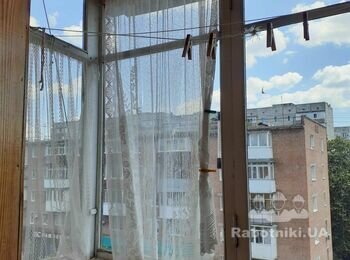 Демонтаж дерев"яного балкону та вивіз сміття