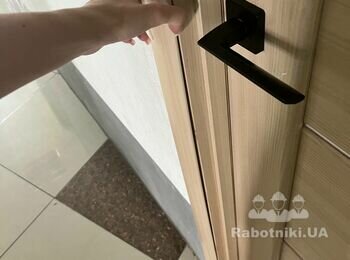 Зремонтувати одвірок та резетку