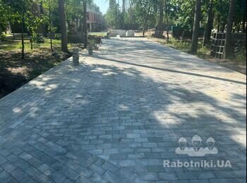 Потрібні Укладчики тротуарної плитки, 5000м