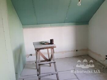 Укладка чистової дерев'яної підлоги