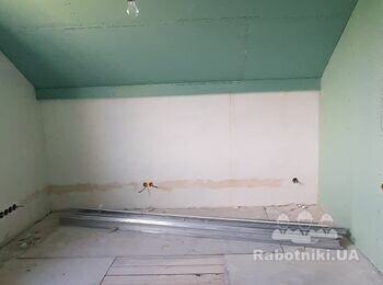 Укладка чистової дерев'яної підлоги
