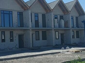 Потрібно влаштувати фасад близько 550м2