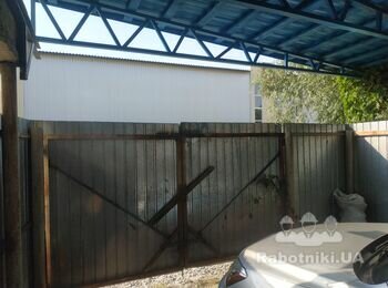 Монтаж воріт ролетного типу 4*2,6
