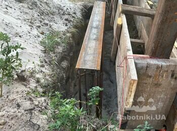 Паркан із профнастілу з відкатними воротами та каліткою(с. Проців)