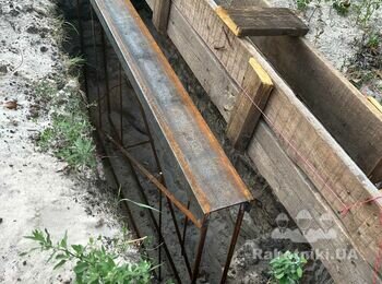Паркан із профнастілу з відкатними воротами та каліткою(с. Проців)