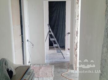 Потрібно пофарбувати 145 м2 стін