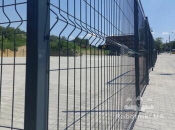 Встановлення 3D паркану протяжністю 500 метрів.