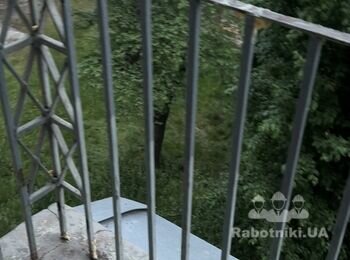 Укладання плитки на відкритому балконі