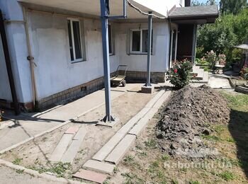 Гідроізоляція фундаменту та заливання ділянки