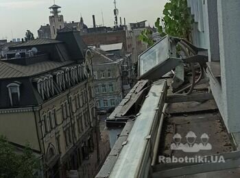 Альпініст, прибирання рослиності на висоті