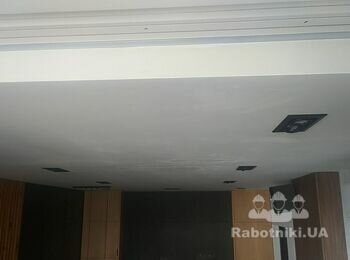 Перешпаклевание и покраска потолка