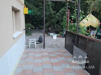 Будівництво веранди з клінкерної цегли.