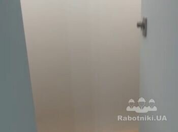 Укріпити штангу для одягу однією трубою