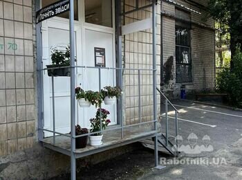 Фарбування складських воріт 54 кв. м.