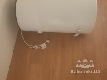 Повісити бойлер 100 л на газоблочну стіну