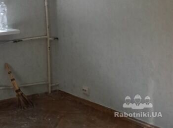 У клювання і покриття підлоги