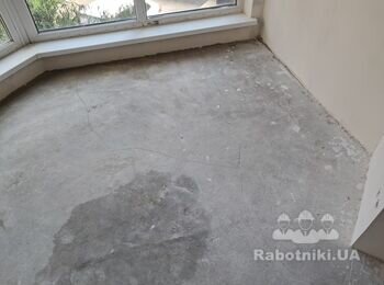 Покласти плитку в коридорі та кухні