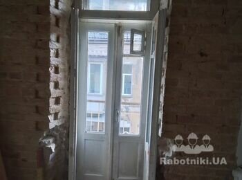 Ремонт 2 дерев'яні вікна та балконні двері
