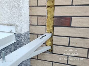 Облаштувати закладні кондиціонера клінкерною плиткою