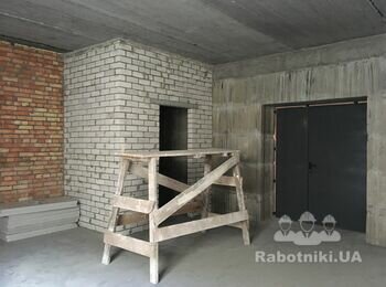 Штукатурщик. 210 м.кв. по стенам.