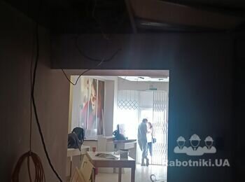 Проведення відновлювальних робіт у магазині Водафон