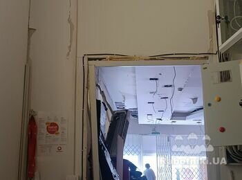 Проведення відновлювальних робіт у магазині Водафон