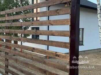 Монтаж затримувачів снігу