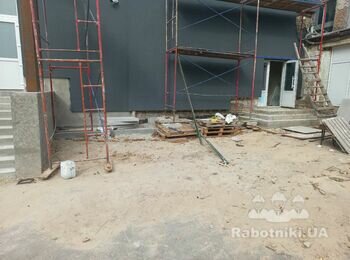 Укладання плитки, зварювальні роботи