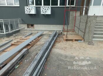 Укладання плитки, зварювальні роботи
