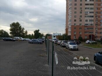 Влаштування освітлення на автостоянці.