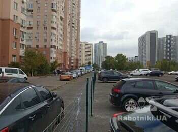 Влаштування освітлення на автостоянці.