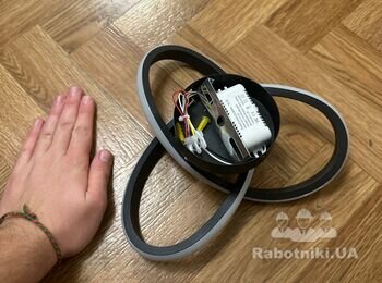 Монтаж лампи на стелю