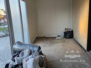 Залити самовирівнюючу стяжку