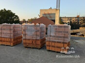 Кладка цегли