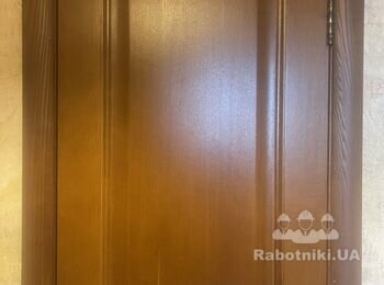 Демонтаж межкімнатних дверей