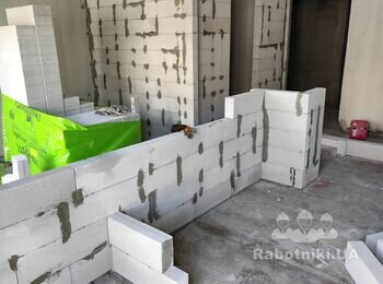 Мурування стін та перегородок з газоблоку та цегли