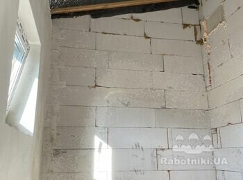 Влаштування стелі з гипсокартону, відкосів дверних з г/к