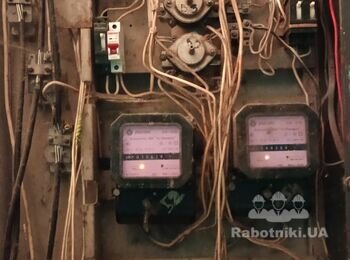 Установка стабілізатора напруги в квартирі