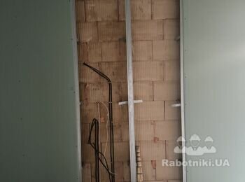 Мелкие работы. Гипсокартон дошить, трещины в штукатурке убрать.