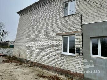 Утеплення фасаду будівлі 840 кв.м. у с. Киїнка за 7 км від Чернігова