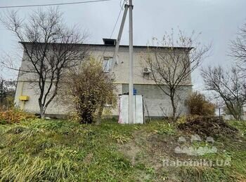 Утеплення фасаду будівлі 840 кв.м. у с. Киїнка за 7 км від Чернігова