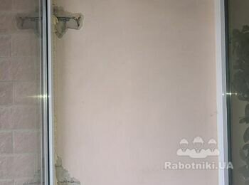 Ремонт вхідної групи під'їзду після заміни двірного блоку
