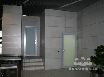 Монтаж 12 межкомнатных алюминиевых дверей