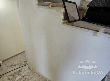 Малярні роботи орієнтовно 30м2
