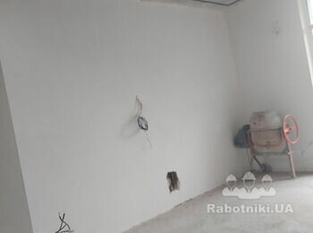 Потрібен майстер-універсал на ремонт таунхауса