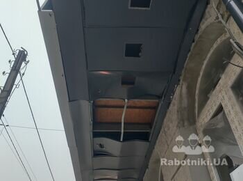 Козырек подшить профлистом