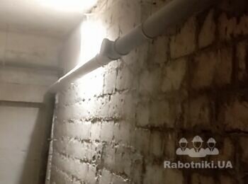 Механическая штукатурка стен.