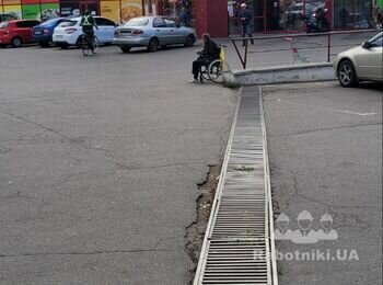 Ремонт ливневых стоков на придворовой территории ТРЦ Велмарт